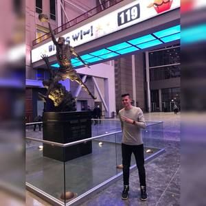 Meet your Posher, Augustas